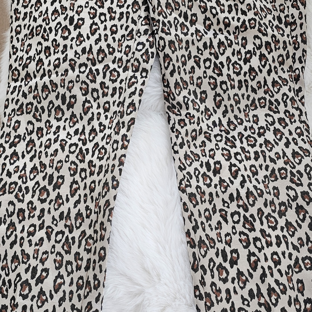 Banana Republic Stylish  Black and White Patterned Pants Size 2